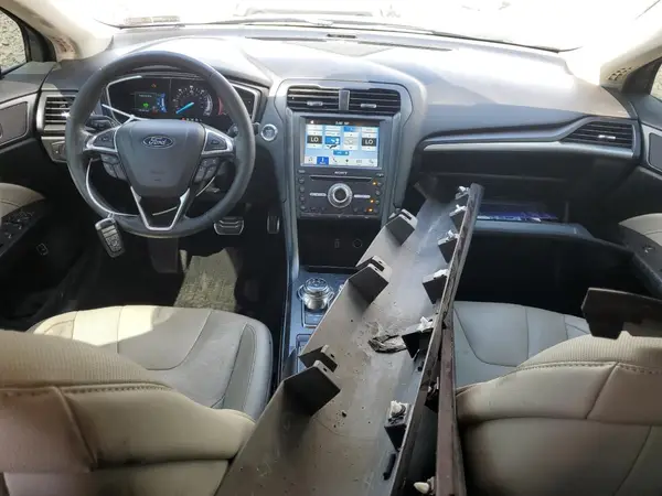 3FA6P0SU2JR153072 2018 FORD FUSION - Image 8