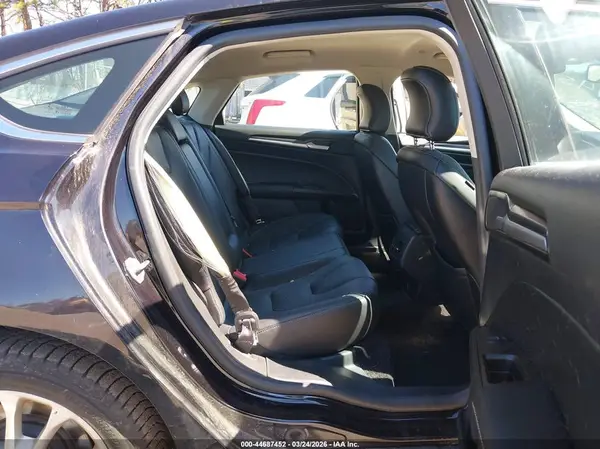 3FA6P0SU2KR125693 2019 FORD FUSION - Image 8