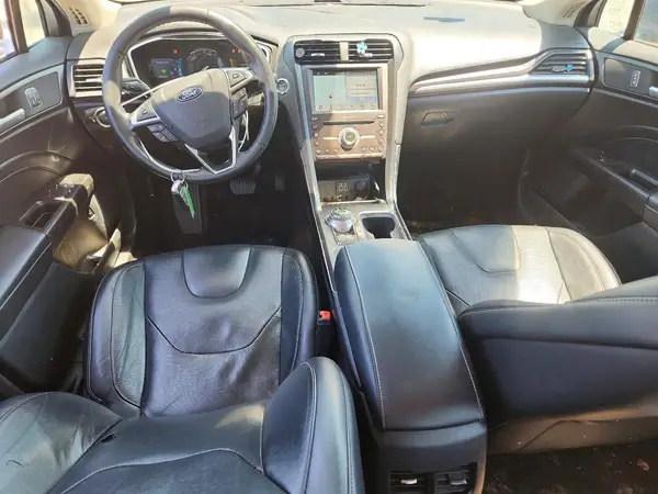 3FA6P0SU2KR175669 2019 FORD FUSION - Image 8