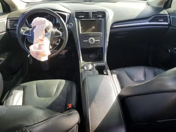3FA6P0SU2KR189443 2019 FORD FUSION - Image 8