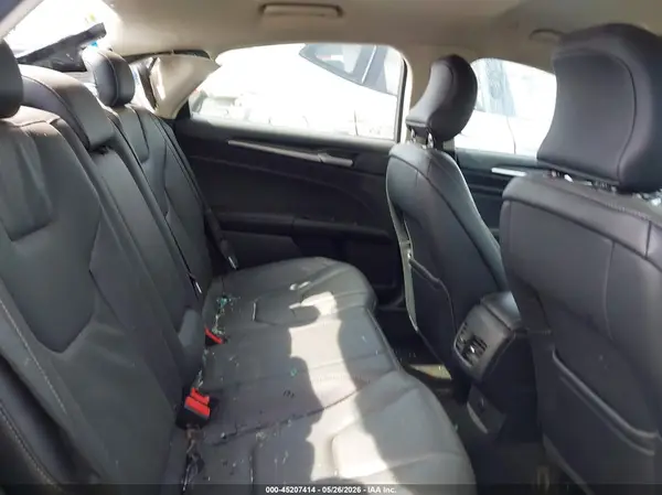 3FA6P0SU2KR249575 2019 FORD FUSION - Image 8