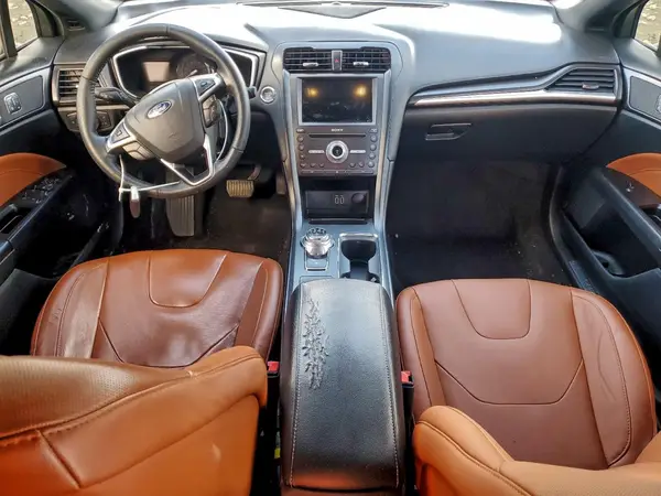 3FA6P0SU2KR258356 2019 FORD FUSION - Image 8