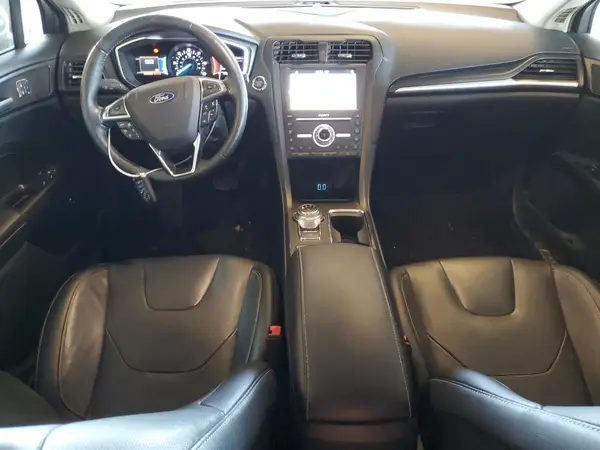 3FA6P0SU2KR258602 2019 FORD FUSION - Image 8