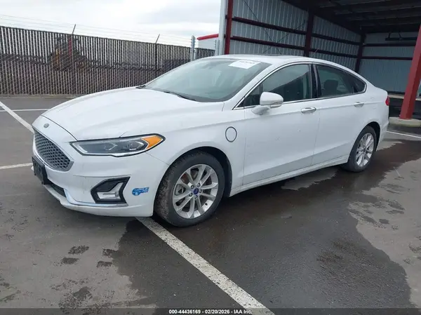 3FA6P0SU2LR112797 2020 FORD FUSION - Image 2