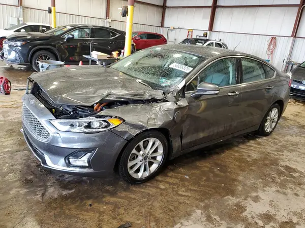 3FA6P0SU2LR247505 2020 FORD FUSION - Image 1