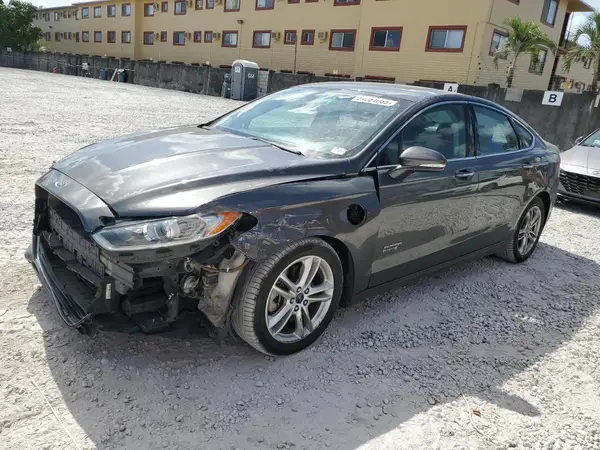 3FA6P0SU3GR187739 2016 FORD FUSION - Image 1