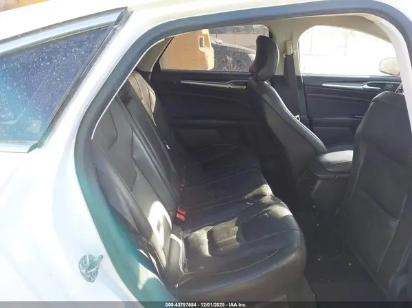 3FA6P0SU3GR241895 2016 FORD FUSION - Image 8