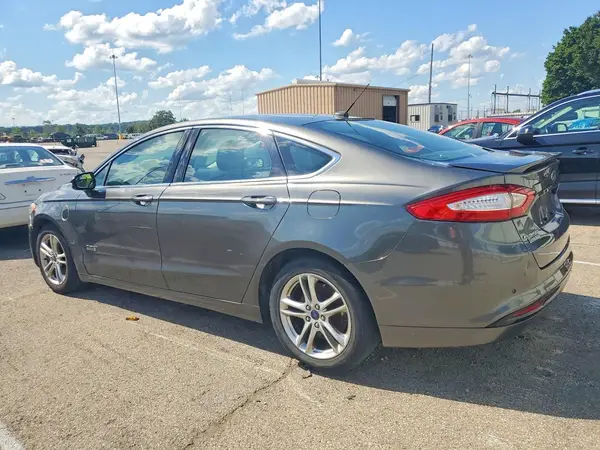 3FA6P0SU3GR272175 2016 FORD FUSION - Image 2