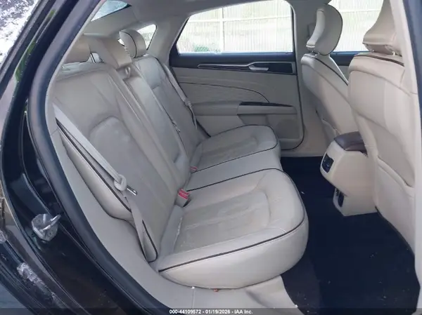 3FA6P0SU3HR118339 2017 FORD FUSION - Image 8