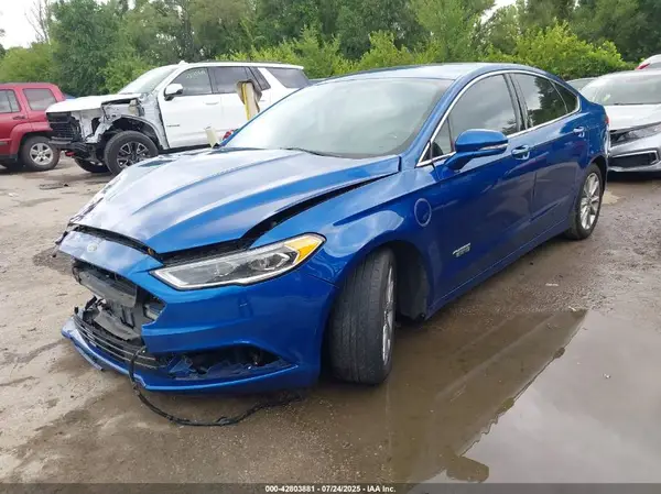 3FA6P0SU3HR191419 2017 FORD FUSION - Image 2