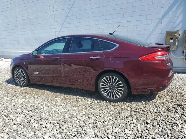 3FA6P0SU3HR238996 2017 FORD FUSION - Image 2
