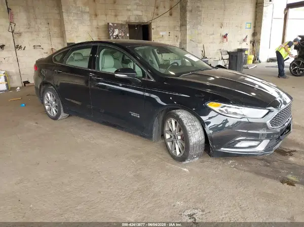 3FA6P0SU3HR268788 2017 FORD FUSION - Image 1