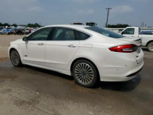3FA6P0SU3HR277605 2017 FORD FUSION - Image 2