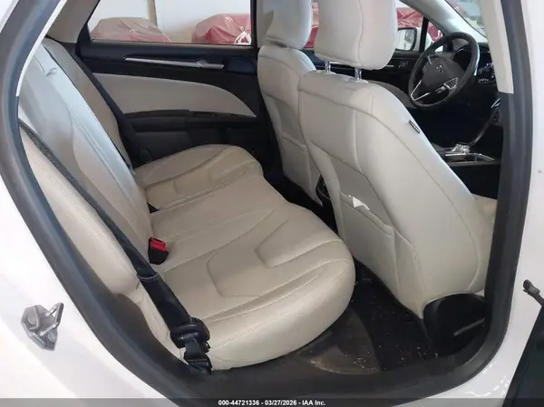 3FA6P0SU3HR330190 2017 FORD FUSION - Image 8
