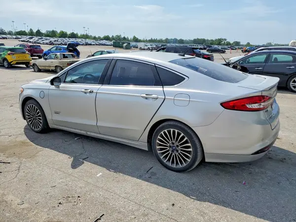 3FA6P0SU3HR379809 2017 FORD FUSION - Image 2