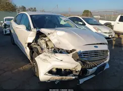3FA6P0SU3HR380491 2017 FORD FUSION
