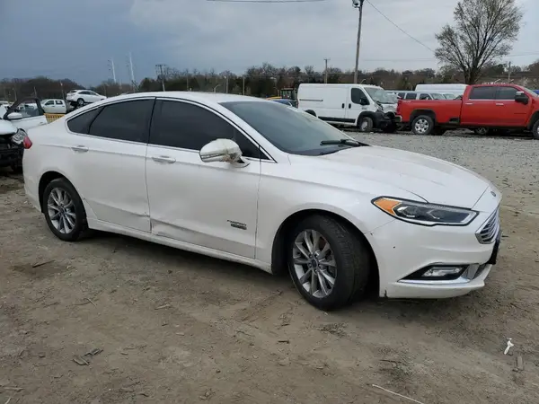 3FA6P0SU3JR160564 2018 FORD FUSION - Image 8