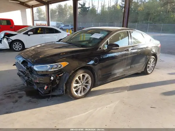 3FA6P0SU3KR176295 2019 FORD FUSION - Image 2
