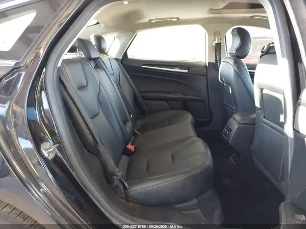 3FA6P0SU3KR176295 2019 FORD FUSION - Image 8