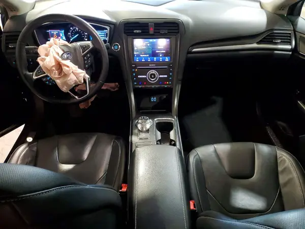 3FA6P0SU3KR185238 2019 FORD FUSION - Image 8