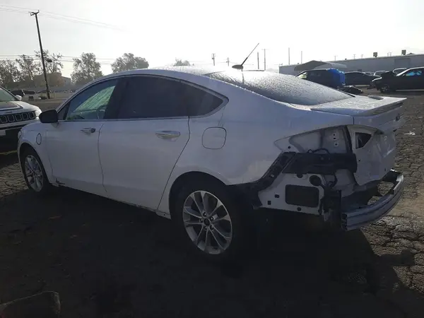 3FA6P0SU3KR201034 2019 FORD FUSION - Image 2