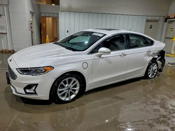 3FA6P0SU3KR214642 2019 FORD FUSION - Image 1