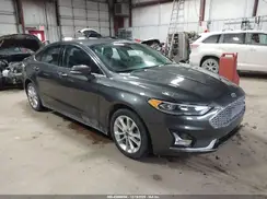 3FA6P0SU3KR215094 2019 FORD FUSION