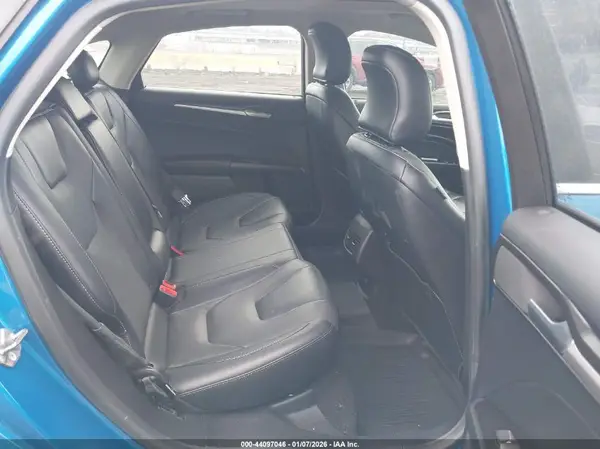 3FA6P0SU3KR258401 2019 FORD FUSION - Image 8