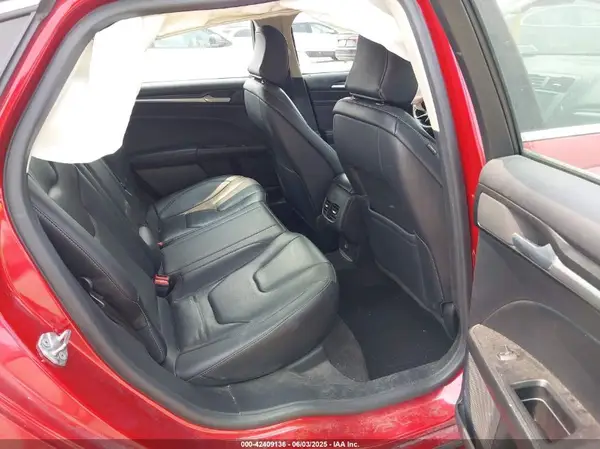 3FA6P0SU3LR101453 2020 FORD FUSION - Image 8