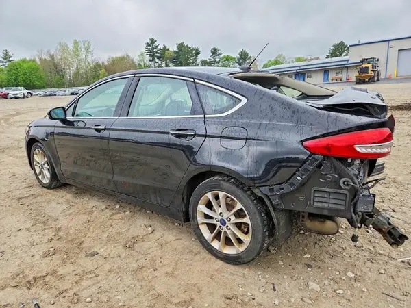 3FA6P0SU3LR142150 2020 FORD FUSION - Image 2