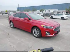 3FA6P0SU3LR155528 2020 FORD FUSION