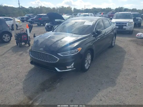 3FA6P0SU3LR247254 2020 FORD FUSION - Image 2