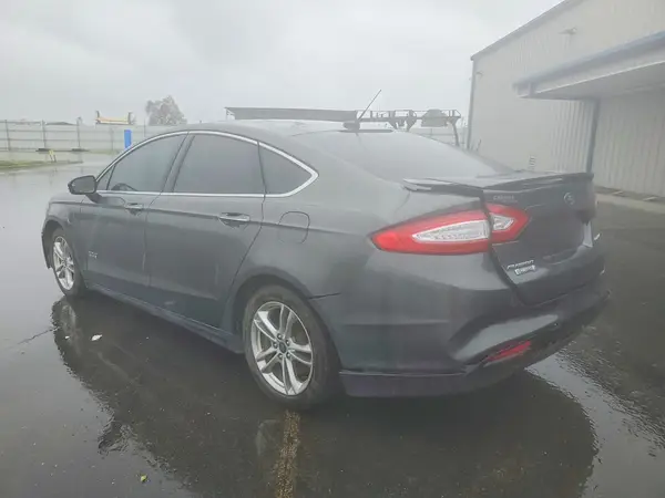 3FA6P0SU4GR134631 2016 FORD FUSION - Image 2