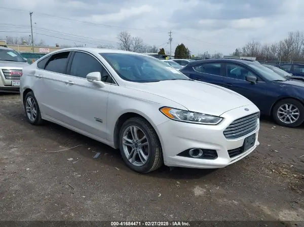 3FA6P0SU4GR170402 2016 FORD FUSION - Image 1