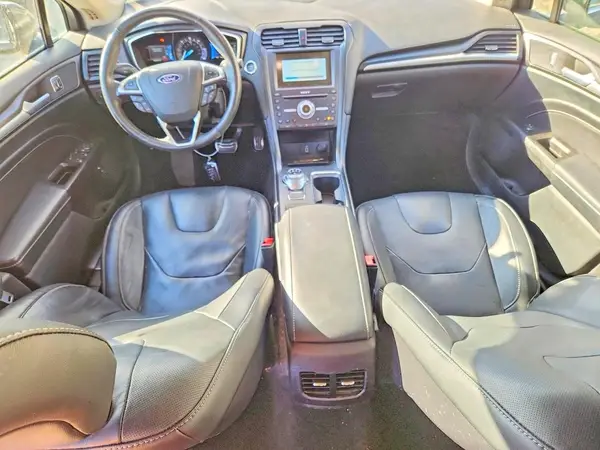 3FA6P0SU4HR138437 2017 FORD FUSION - Image 8