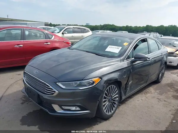 3FA6P0SU4HR152063 2017 FORD FUSION - Image 2