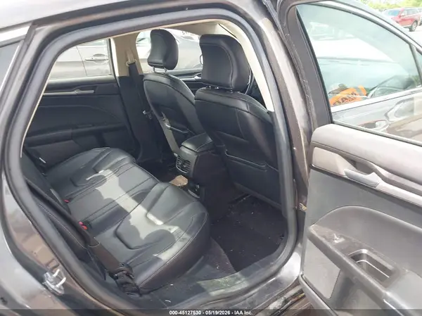 3FA6P0SU4HR152063 2017 FORD FUSION - Image 8