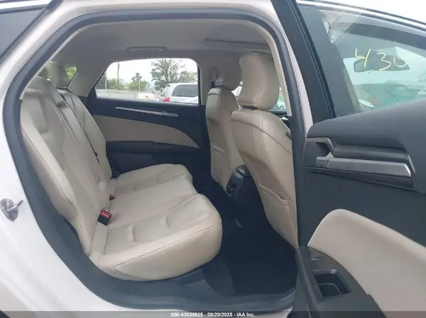 3FA6P0SU4HR208339 2017 FORD FUSION - Image 8