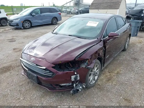 3FA6P0SU4HR209636 2017 FORD FUSION - Image 2