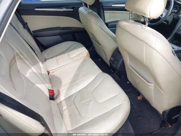 3FA6P0SU4HR209636 2017 FORD FUSION - Image 8
