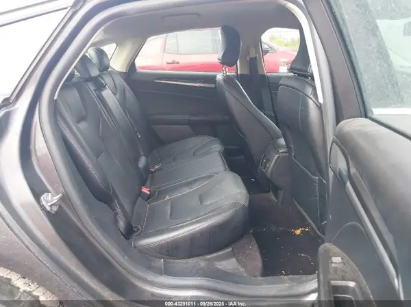 3FA6P0SU4HR306108 2017 FORD FUSION - Image 8