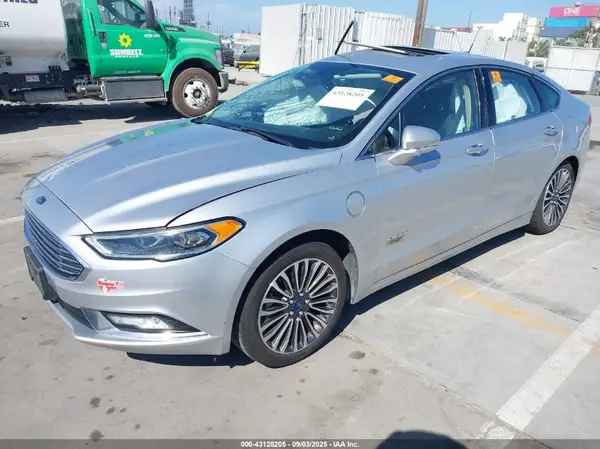 3FA6P0SU4HR329579 2017 FORD FUSION - Image 2
