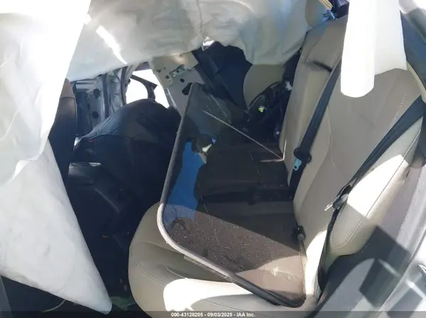 3FA6P0SU4HR329579 2017 FORD FUSION - Image 8