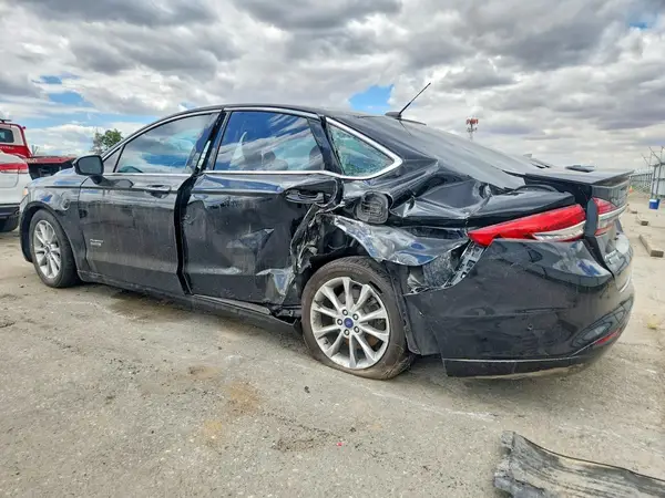 3FA6P0SU4HR351081 2017 FORD FUSION - Image 2