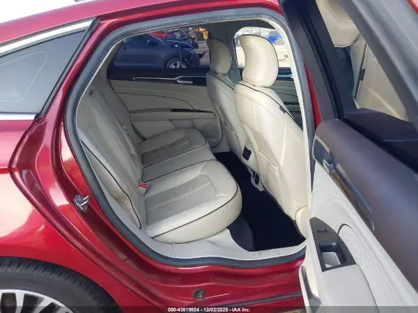 3FA6P0SU4JR110711 2018 FORD FUSION - Image 8