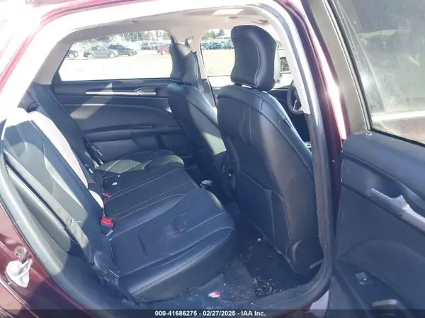 3FA6P0SU4JR111311 2018 FORD FUSION - Image 8