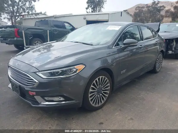 3FA6P0SU4JR145975 2018 FORD FUSION - Image 2