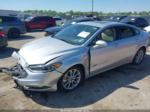 3FA6P0SU4JR239919 2018 FORD FUSION - Image 2
