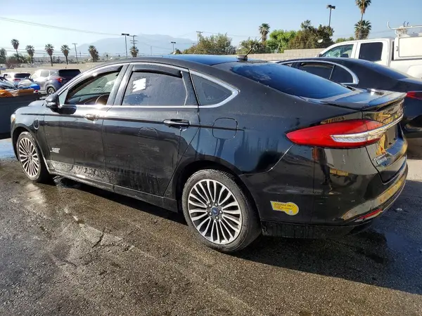 3FA6P0SU4JR277568 2018 FORD FUSION - Image 2