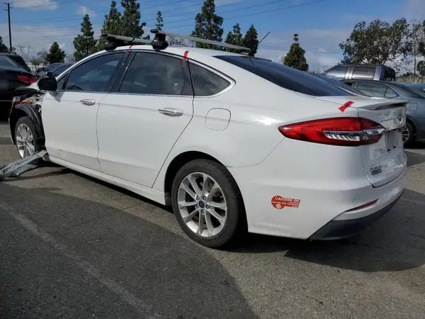 3FA6P0SU4KR114730 2019 FORD FUSION - Image 2